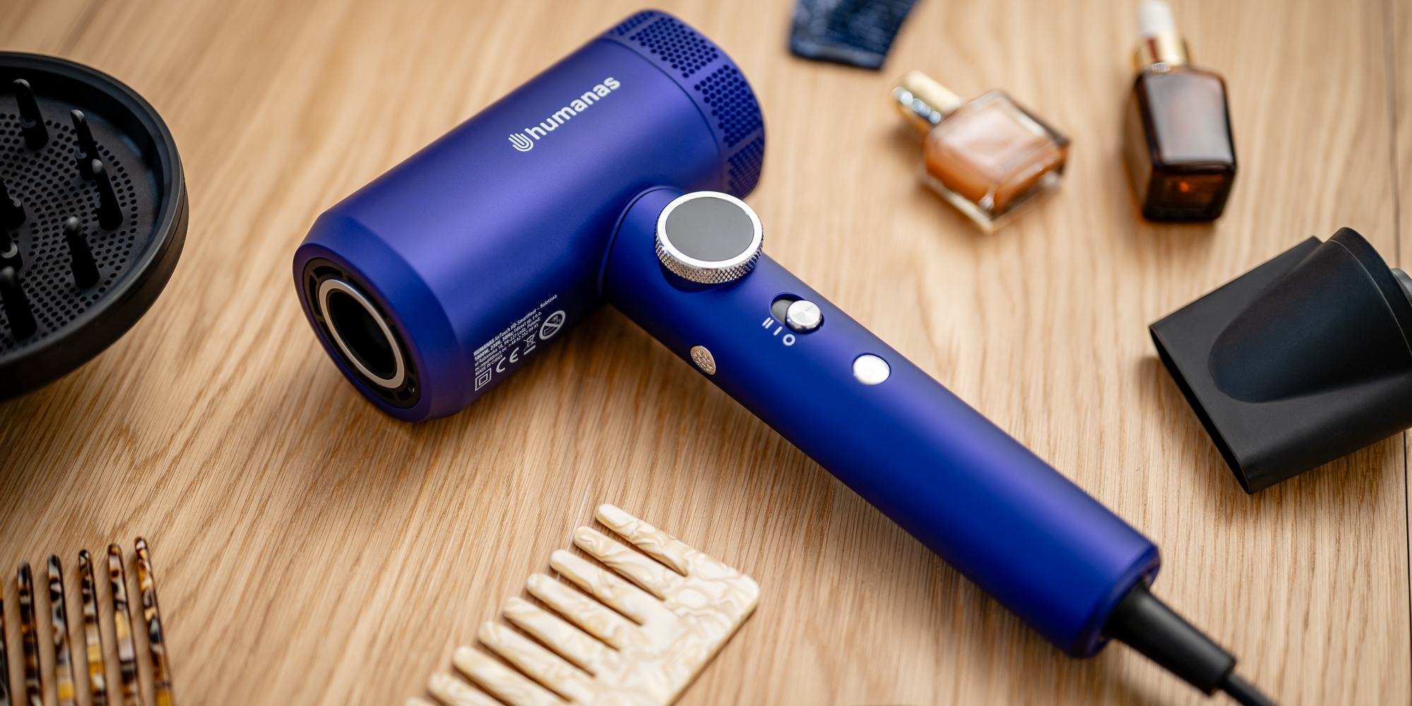 Suszarka do włosów z funkcją jonizowania Humanas AirTouch HD-SmartHeat - fioletowa